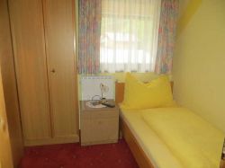 Gaestehaus-Tritscher_Zimmer4
